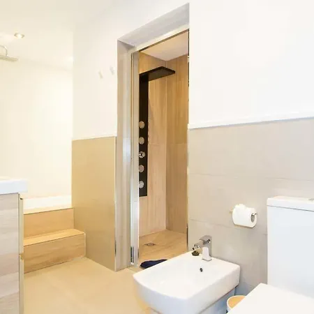 Vila Playa Blanca Sleeps 8 Pool Air Con Wifi *