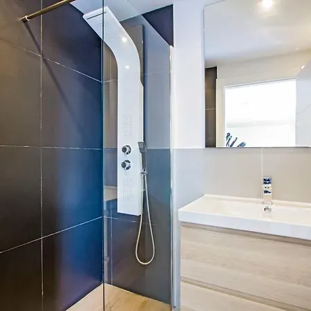 Playa Blanca Sleeps 8 Pool Air Con Wifi * Playa Blanca (Lanzarote)