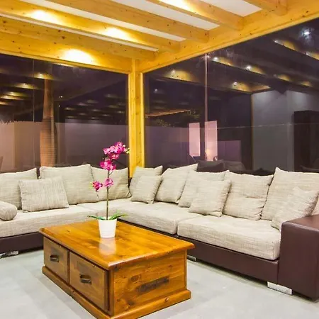 Villa Playa Blanca Sleeps 8 Pool Air Con Wifi Playa Blanca (Lanzarote)